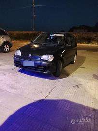 auto 600 fiat del 2004
