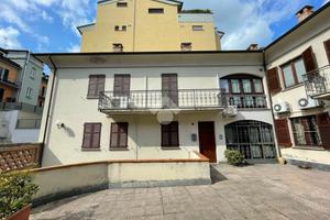 CASA SEMINDIPENDENTE A VOGHERA