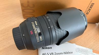 Nikon AF-S NIKKOR 70-300mm f/4.5-5.6G IF-ED VR