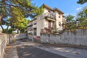 Appartamento - Gravina di Catania