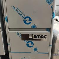 Macchina per ghiaccio nuova