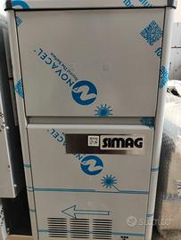 Macchina per ghiaccio nuova