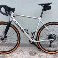 Gravel - Canyon Grail 7 1by