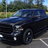 RAM 1500 Classic - 5700 HEMI 4x4 GPL