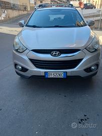 suv hunday ix35. 4wd