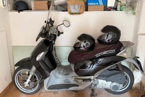 Scarabeo 250 ie