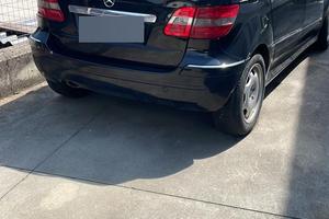 Mercedes b200