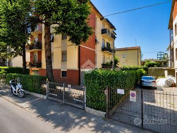 2 LOCALI A FORLÌ