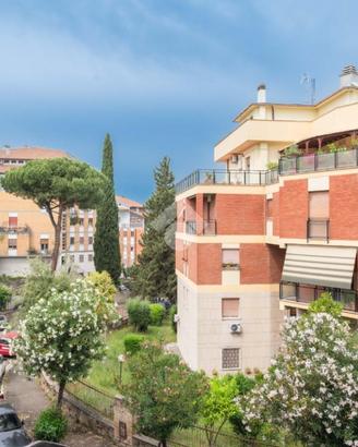 4 LOCALI A ROMA
