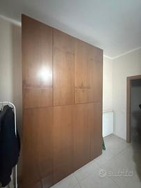 Armadio a muro 6 ante in legno