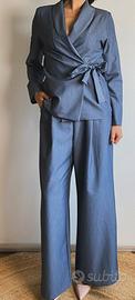 coordinato tailleur giacca pantaloni gamba larga