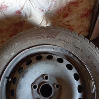 5 cerchi gommati all'80%