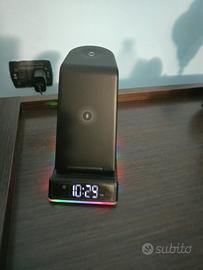 basetta orologio, sveglia e ricarica wireless