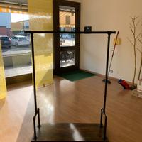 Stand appendiabiti con asta allungabile