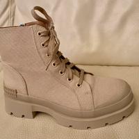 Stivaletti in tela Bata n. 40