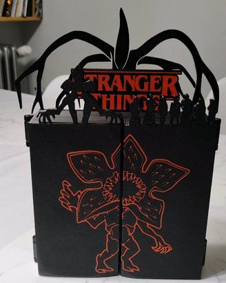 Espositore Kinder Joy Stranger Things