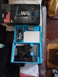Nintendo Wii completa di giochi e accessori 