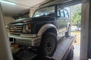 SUZUKI SAMURAI 1.9 TD CON GANCIO TRAINO