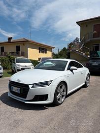 Audi TT Coupé 2.0 TDI ultra
