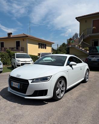 Audi TT Coupé 2.0 TDI ultra
