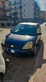 ford fiesta neopatentati