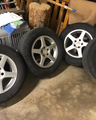 4 cerchi per Rav 4 anno 2004  235/60 r16