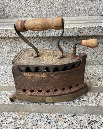 Ferri da stiro del XX secolo