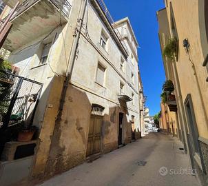 CASA SEMINDIPENDENTE A LANUSEI