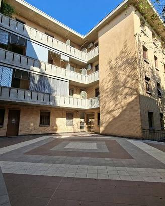Appartamento di 75 m² con 3 locali e box auto a Pa