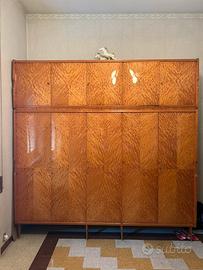 Armadio in legno