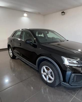 Audi Q2 30 TDI S tronic Business