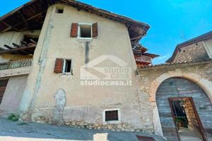 Casa indipendente di 120 m² con 5 locali a Nogared