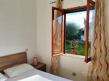 Grande villa indipend con giardino zona mare fondi