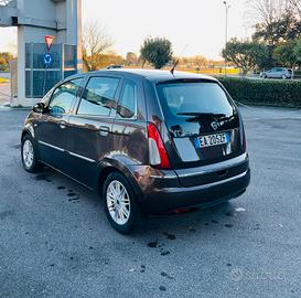 lancia musa 1.4 gpl del 2010 
