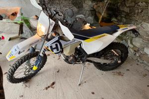 Husqvarna FE 250 – pronta all’uso