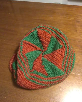 Cuffia all'uncinetto
