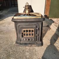 Stufa in ghisa vintage