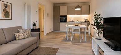 Bilocale-Firenze Legnaia-con balcone