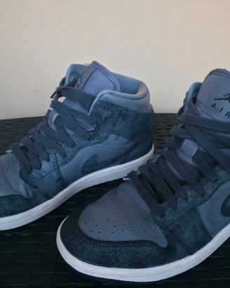 Nike Jordan 1Mid Distressed Smoke Gray nr. 40