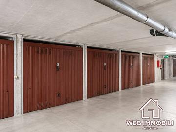 Box / Garage di 15 m² a Vigevano