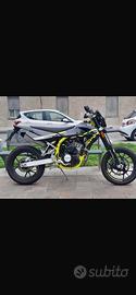 Swm sm 125r