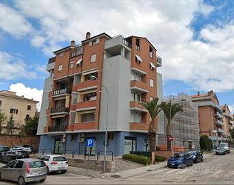 Locale ad uso ufficio o commerciale in Tolentino