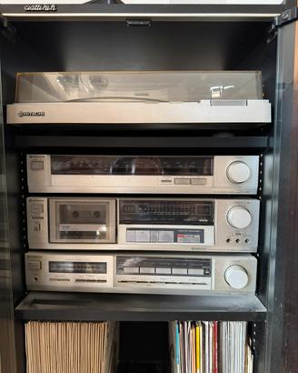 Impianto stereo Hitachi anni 80 con mobile Ciatti