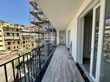 4 LOCALI A SAN NICOLA LA STRADA