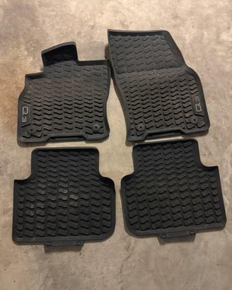 Tappetini gomma e vasca originali per Audi Q3
