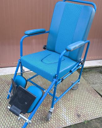 Sedia a rotelle + Comoda