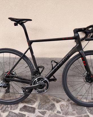 Factor O2 VAM SRAM RED eTap AXS w/ Power Meter 202
