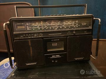 Lettore cassette e radio Grundig