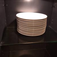 PIATTI IN CERAMICA BIANCHI