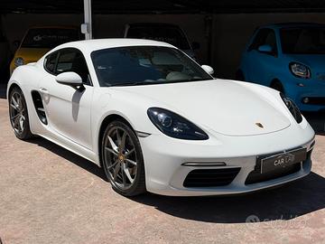 Porsche 718 Spyder Cayman 2.0